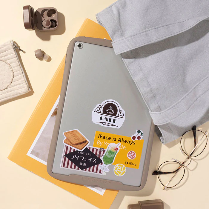 【iPad 11inch A16（第11世代)/10.9inch(第10世代)/10.9inch(第10世代) / 10.2inch(第9/第8/第7世代)専用】iFace Reflection ポリカーボネートクリアケース - Image 6