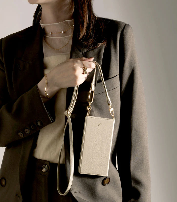 【iPhone 15/14/13専用】salisty noble レザーダイアリーケース - Image 4